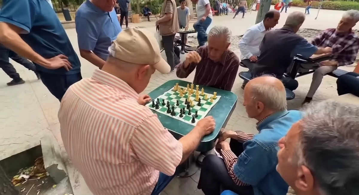 Screenshot from a video by Elena Zivdar