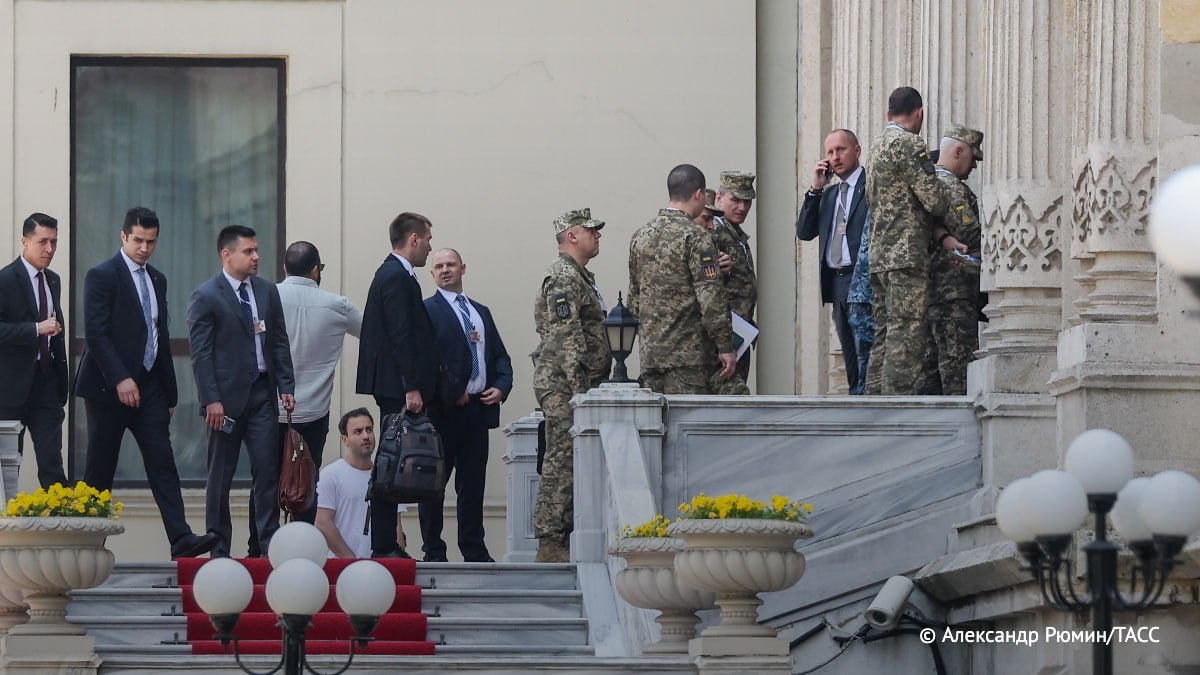 Украинская делегация. Фото: Александр Рюмин / ТАСС